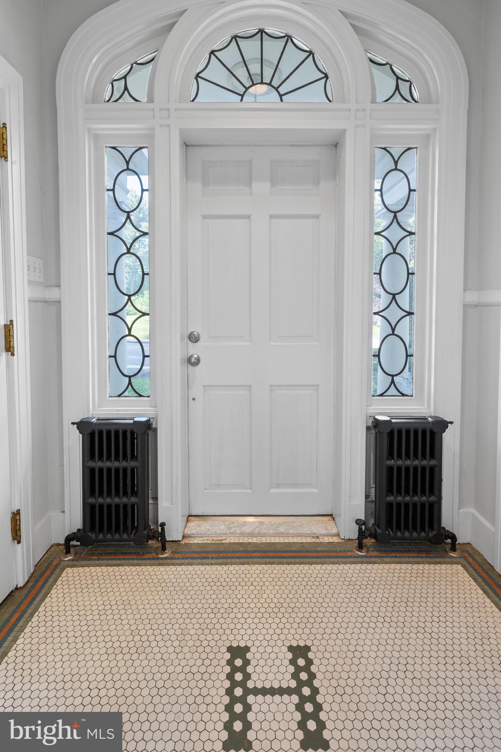 184 W MAIN STREET BUILDING 100