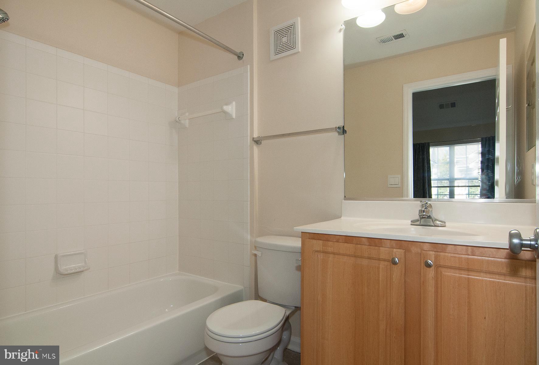 KING FARM - Residential Lease