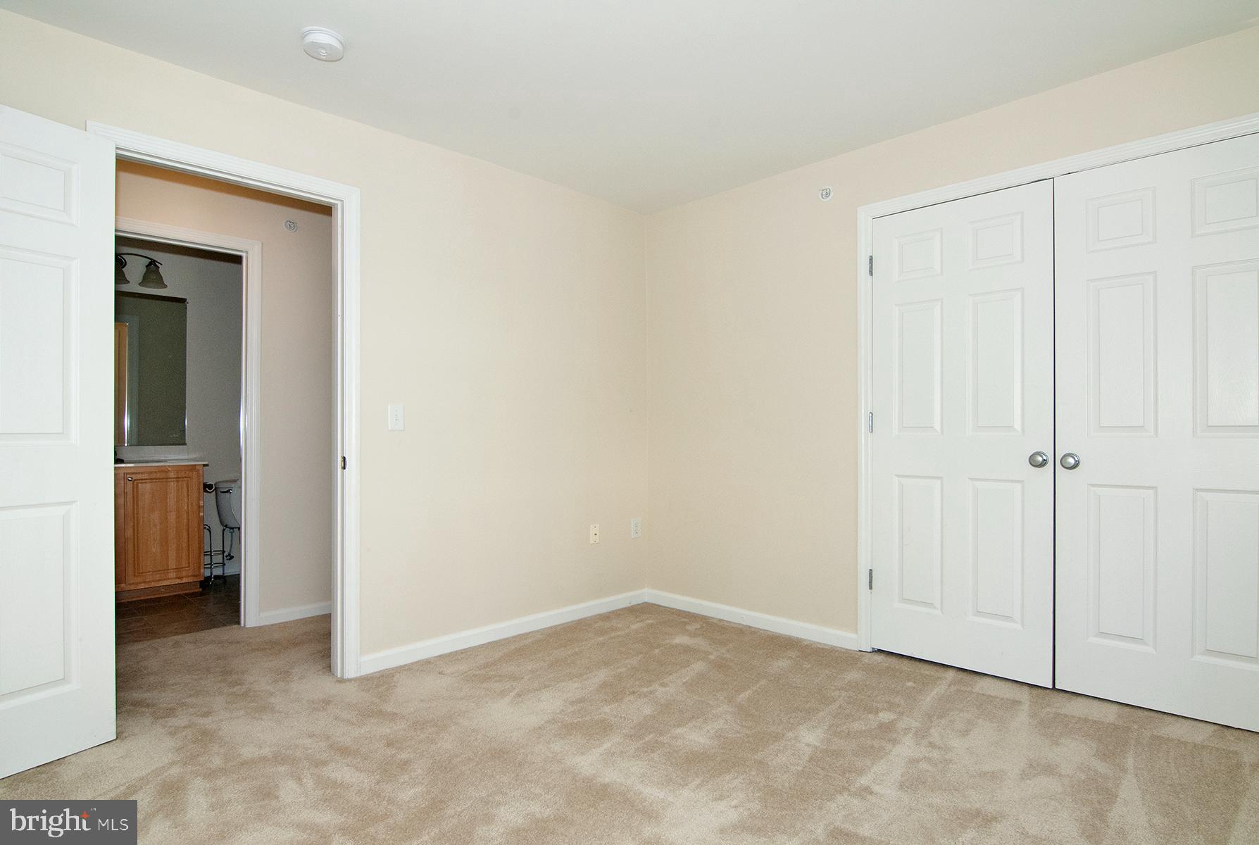 KING FARM - Residential Lease