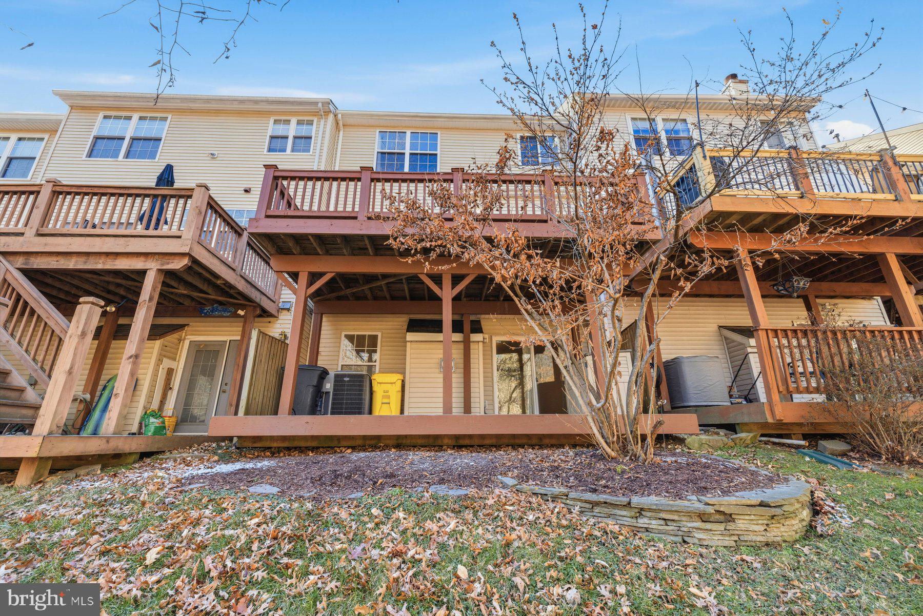 PINEY ORCHARD - Residential