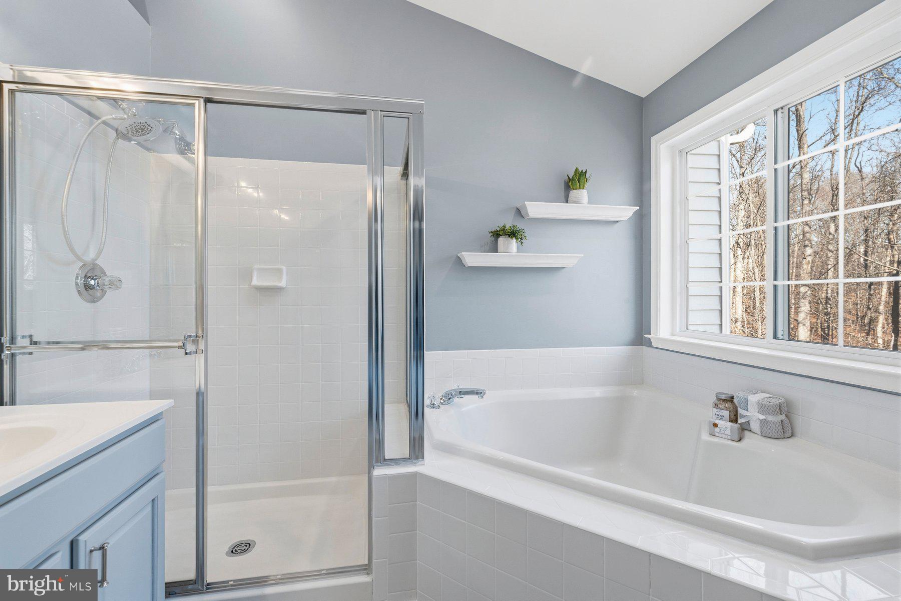 PINEY ORCHARD - Residential