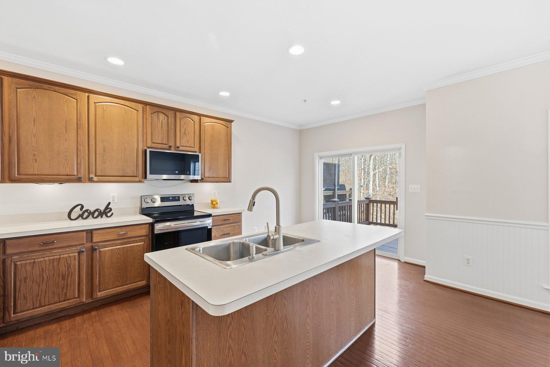 PINEY ORCHARD - Residential