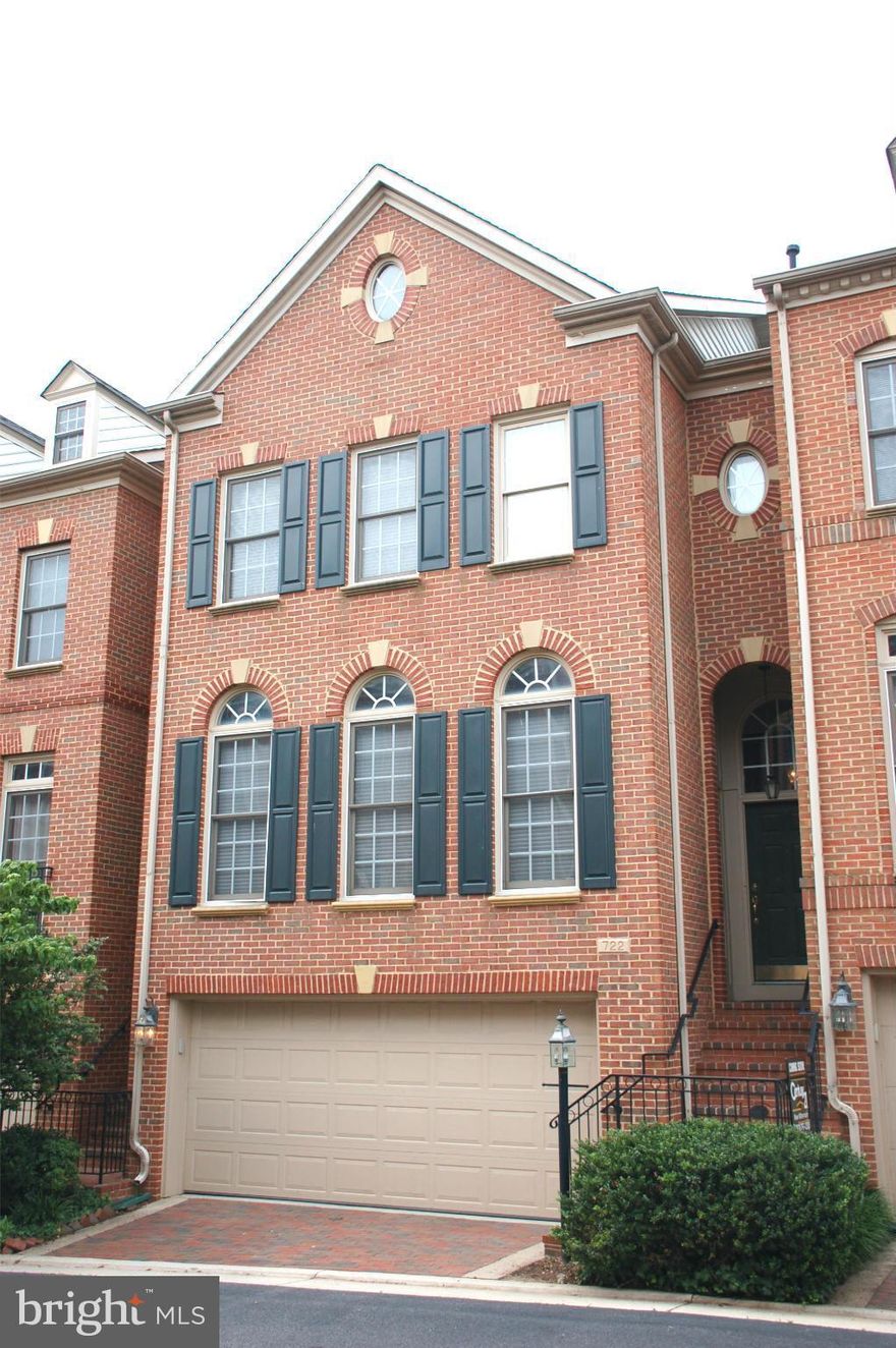Stunning 4 LVL TH w/2 car garage. Approx 3200 SF. HW Flrs/Main LVL Kitchen double oven, island, granite. Plantation shutters. Deck/Fenced in Patio. Completely painted, new carpet and HWF refinished.. LL has Rec Rm with FP . UL is optional bedroom, study or Rec Rm. Great community w/ pool, tennis ct and tot lot.  Close to Old Town, DC/Pentagon, Reagan National and river walks.  Must see.  10+