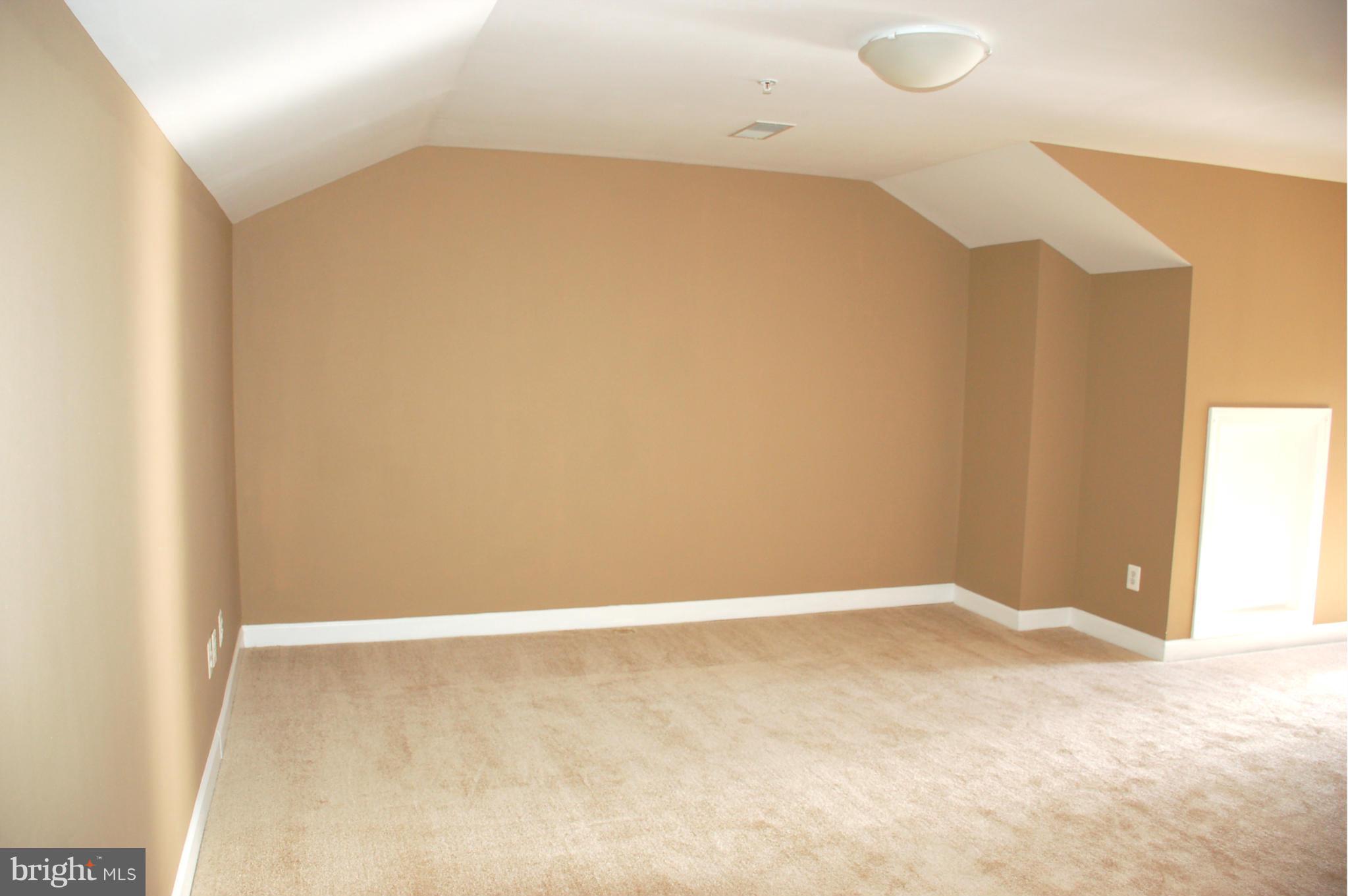 OLD TOWN GREENS - Residential Lease