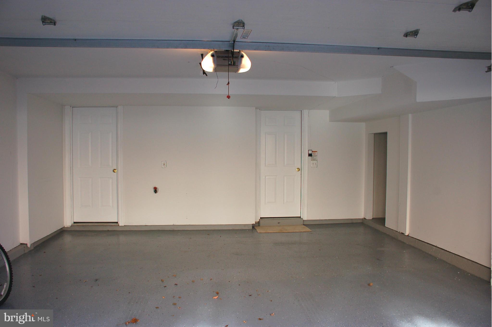 OLD TOWN GREENS - Residential Lease