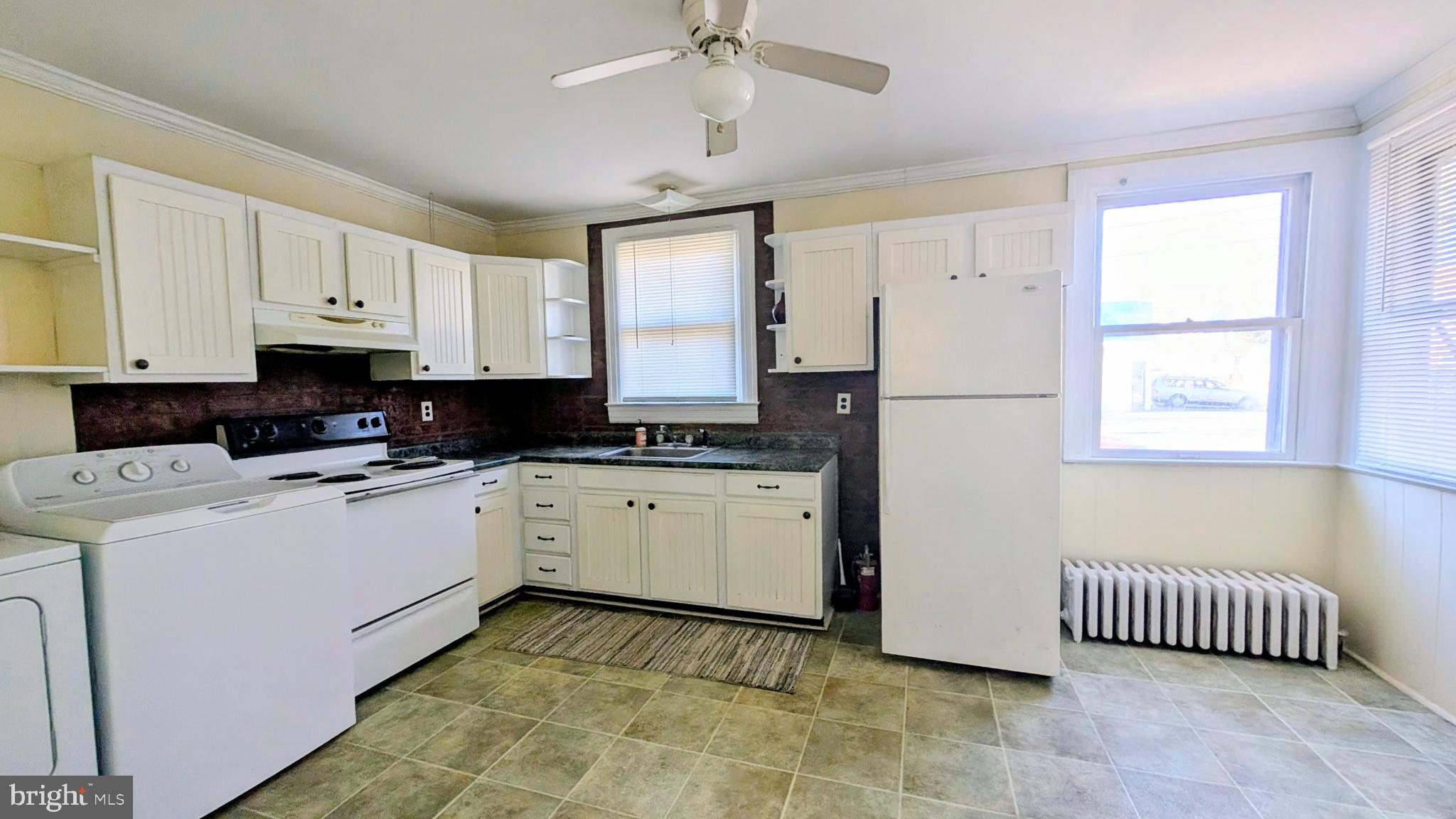 WEST END - Residential Lease