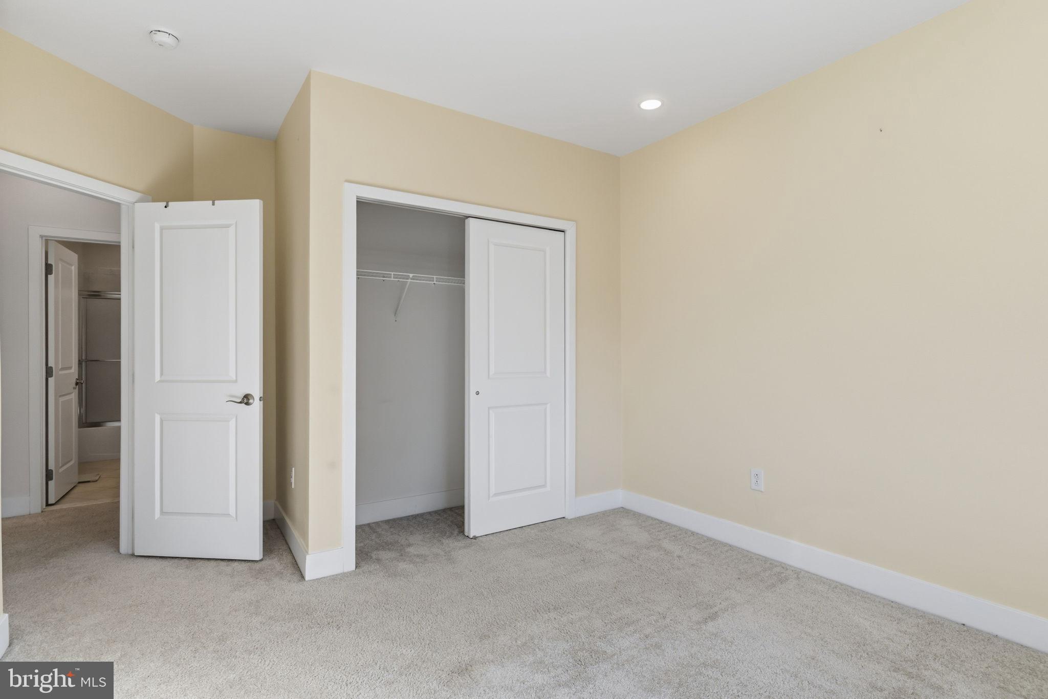 BROWNSTONES AT VF - Residential