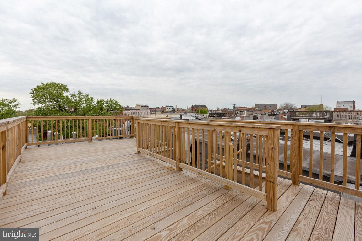 HIGHLANDTOWN - Residential