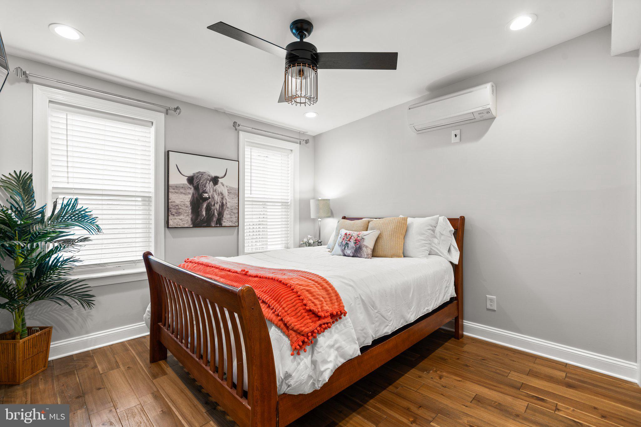 HIGHLANDTOWN - Residential