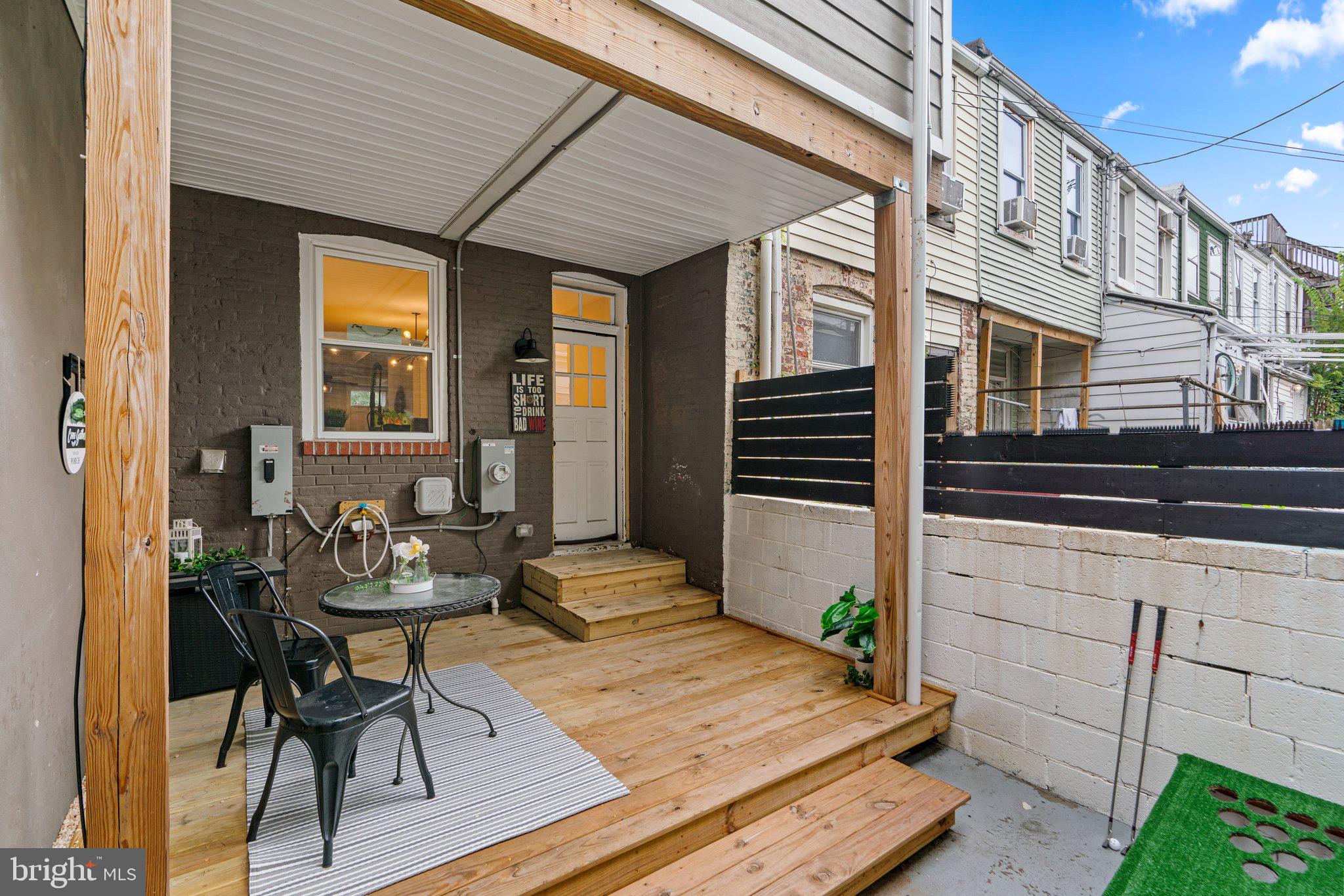 HIGHLANDTOWN - Residential