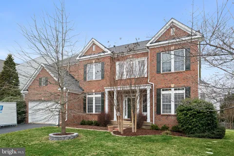 7818 Rose Garden Lane, Springfield, VA MLS: VAFX2224894