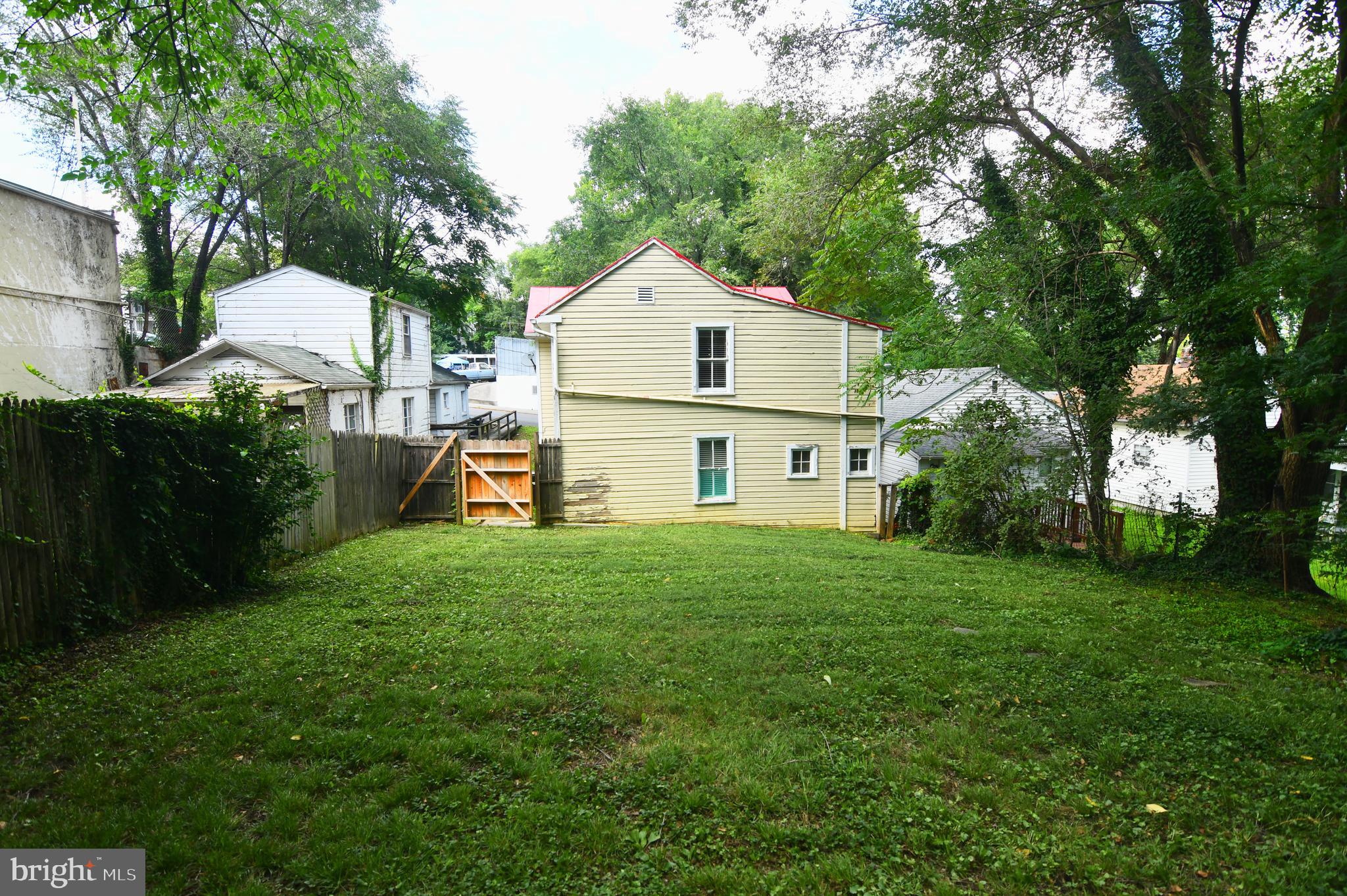 CITY OF WINCHESTER - Residential Lease