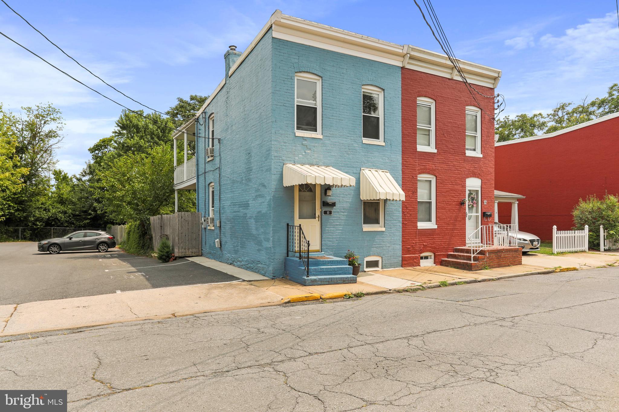 DOWNTOWN FREDERICK - Residential