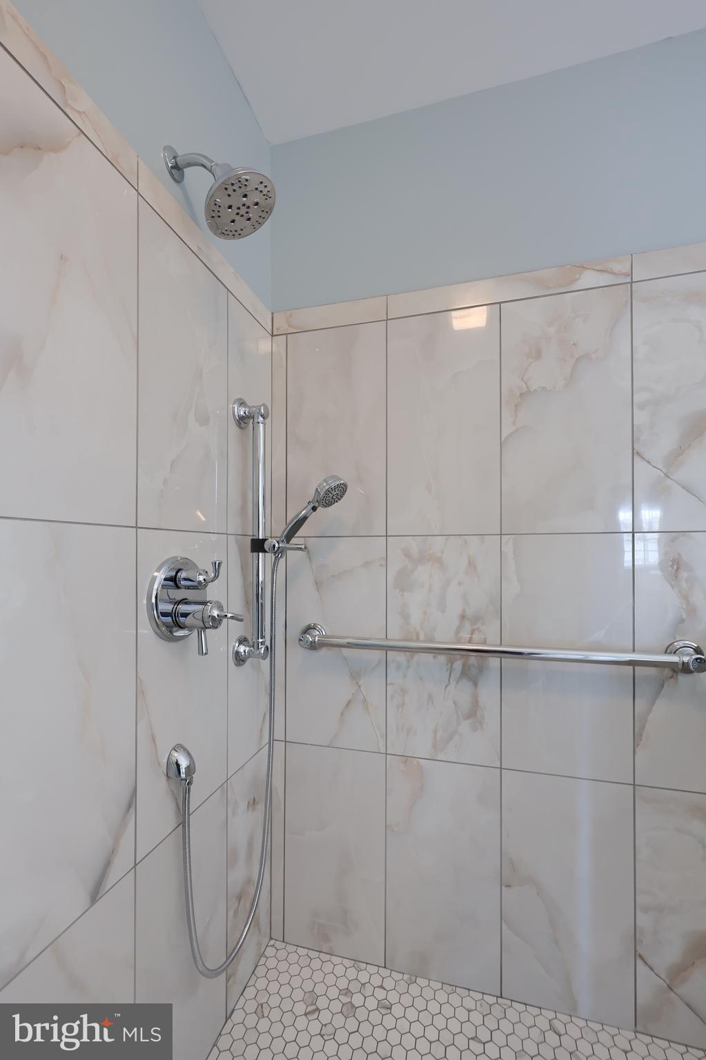 EAST BROOKE - Residential