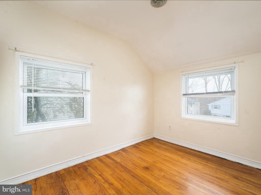 COLUMBIA FOREST - Residential