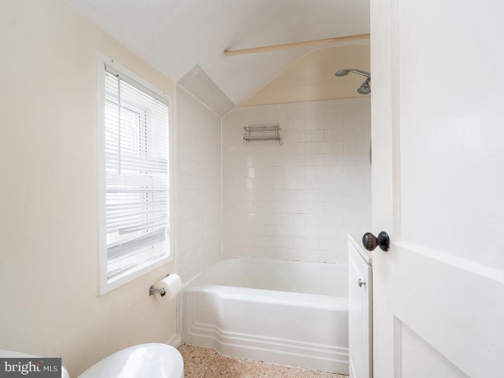 COLUMBIA FOREST - Residential