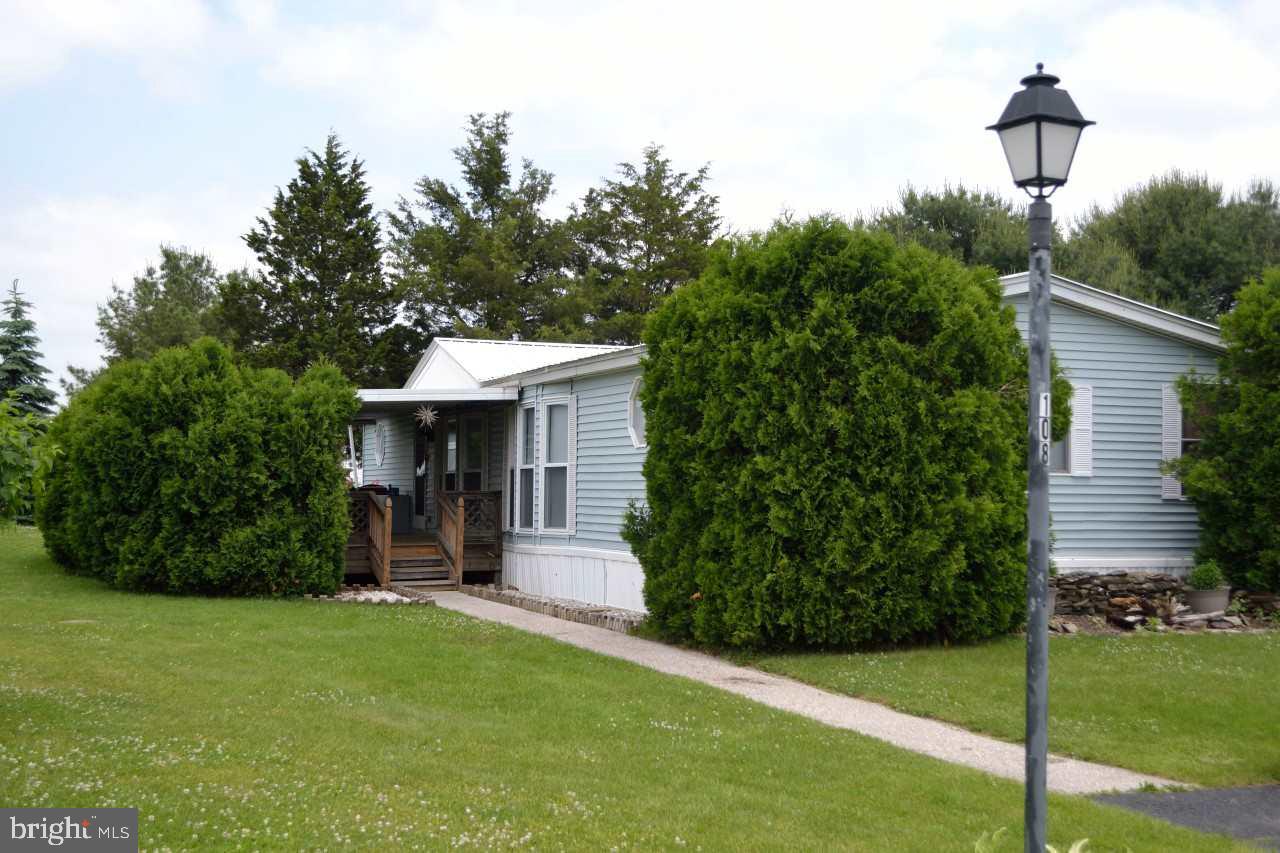 MEADOWVIEW ESTATES - Residential