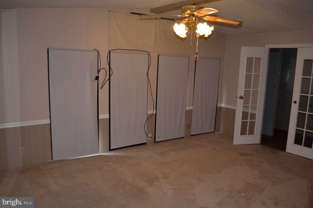 MEADOWVIEW ESTATES - Residential