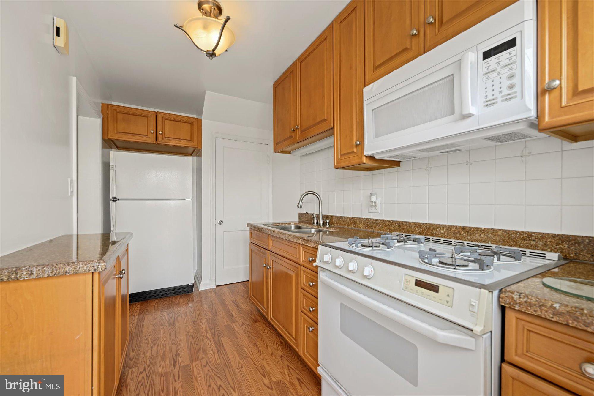 SOUTHBROOK - Residential