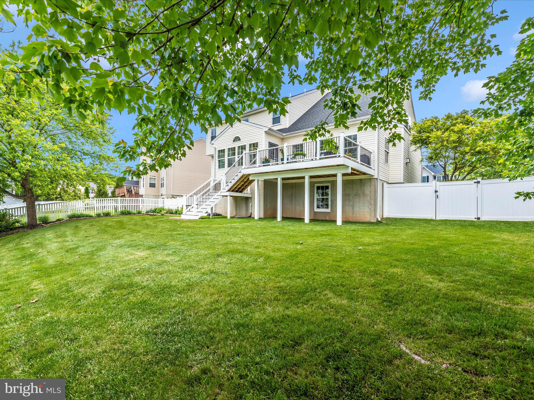 MANCHESTER FARMS - Residential