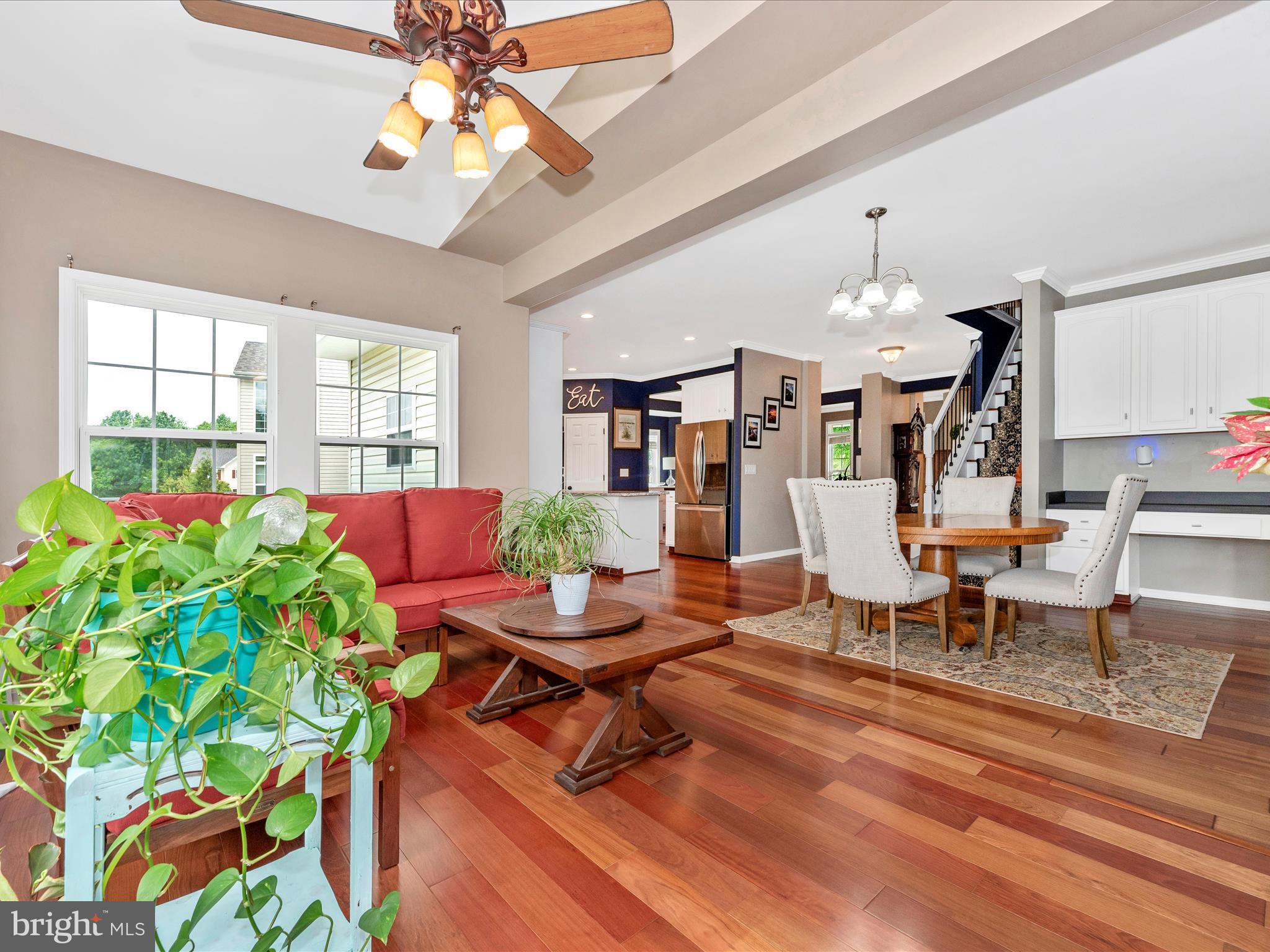 MANCHESTER FARMS - Residential