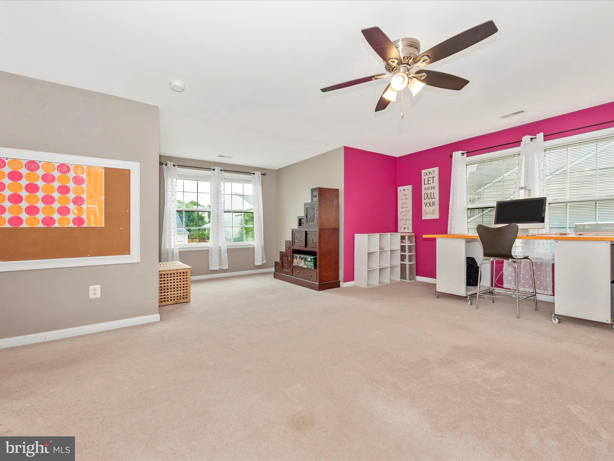 MANCHESTER FARMS - Residential