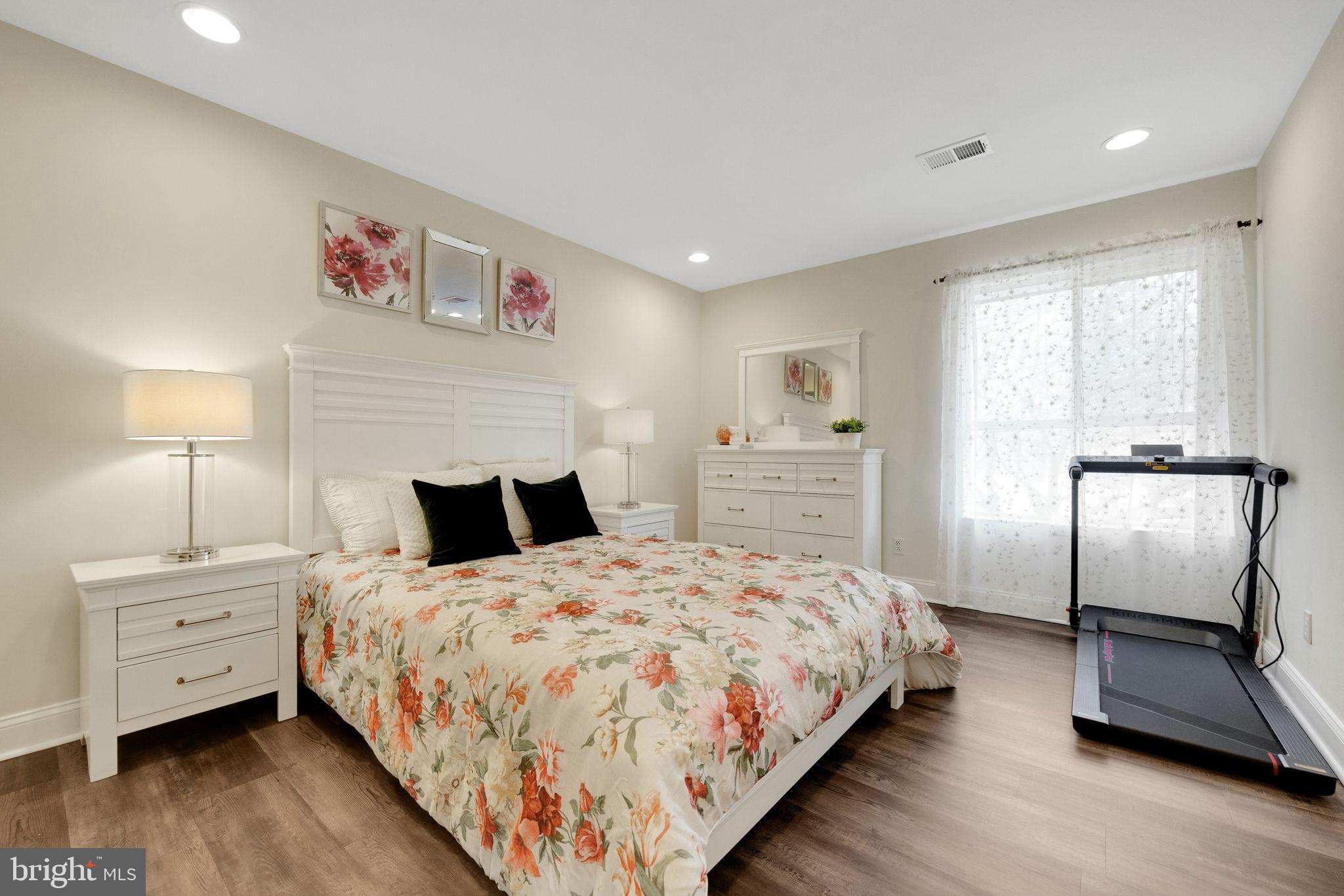 RAINTREE - Residential