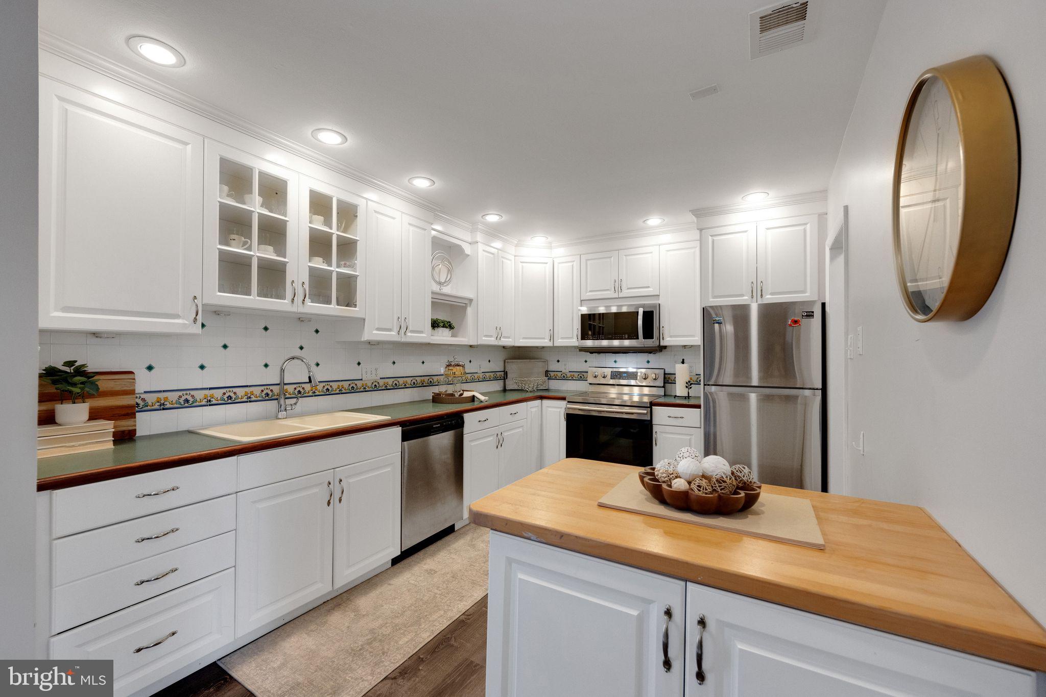 RAINTREE - Residential