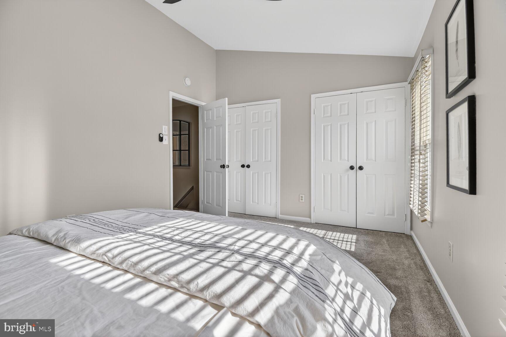 GROSVENOR PARK TOWNHOME CONDOMINIUMS - Residential