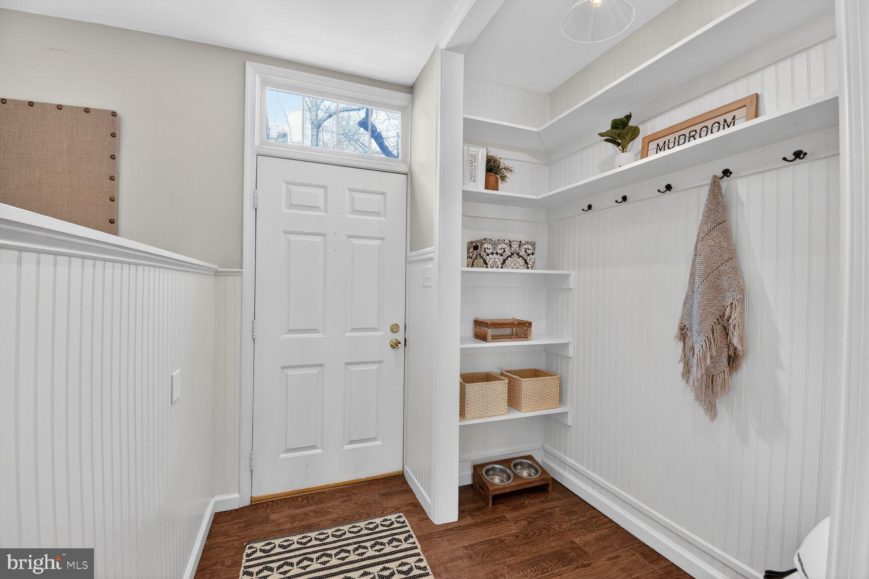 GROSVENOR PARK TOWNHOME CONDOMINIUMS - Residential