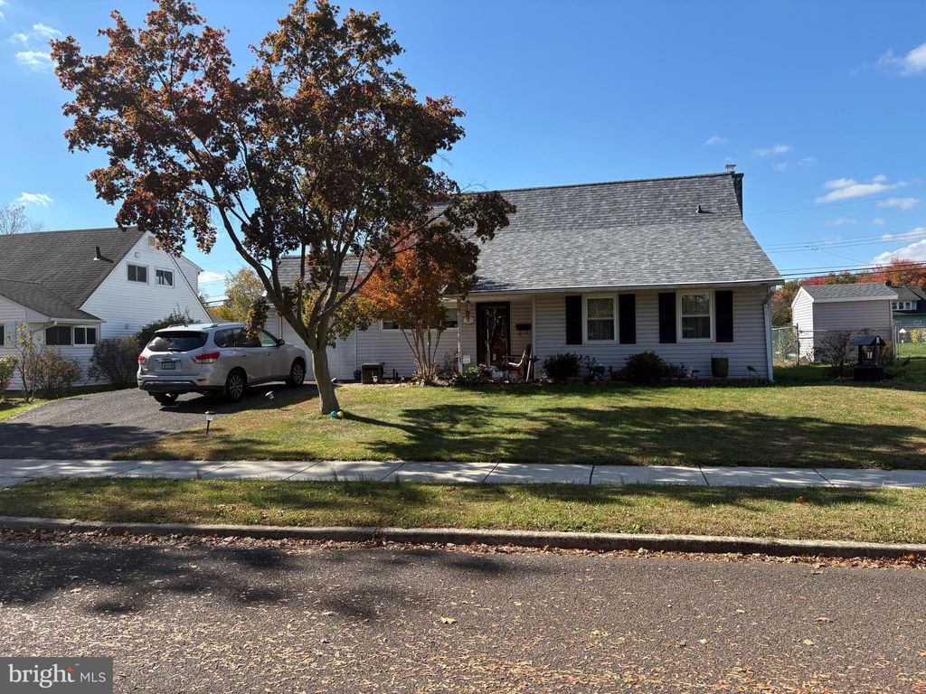 Photo of 11 Dolphin Road, LEVITTOWN, PA 19056 (MLS # PABU2108284)