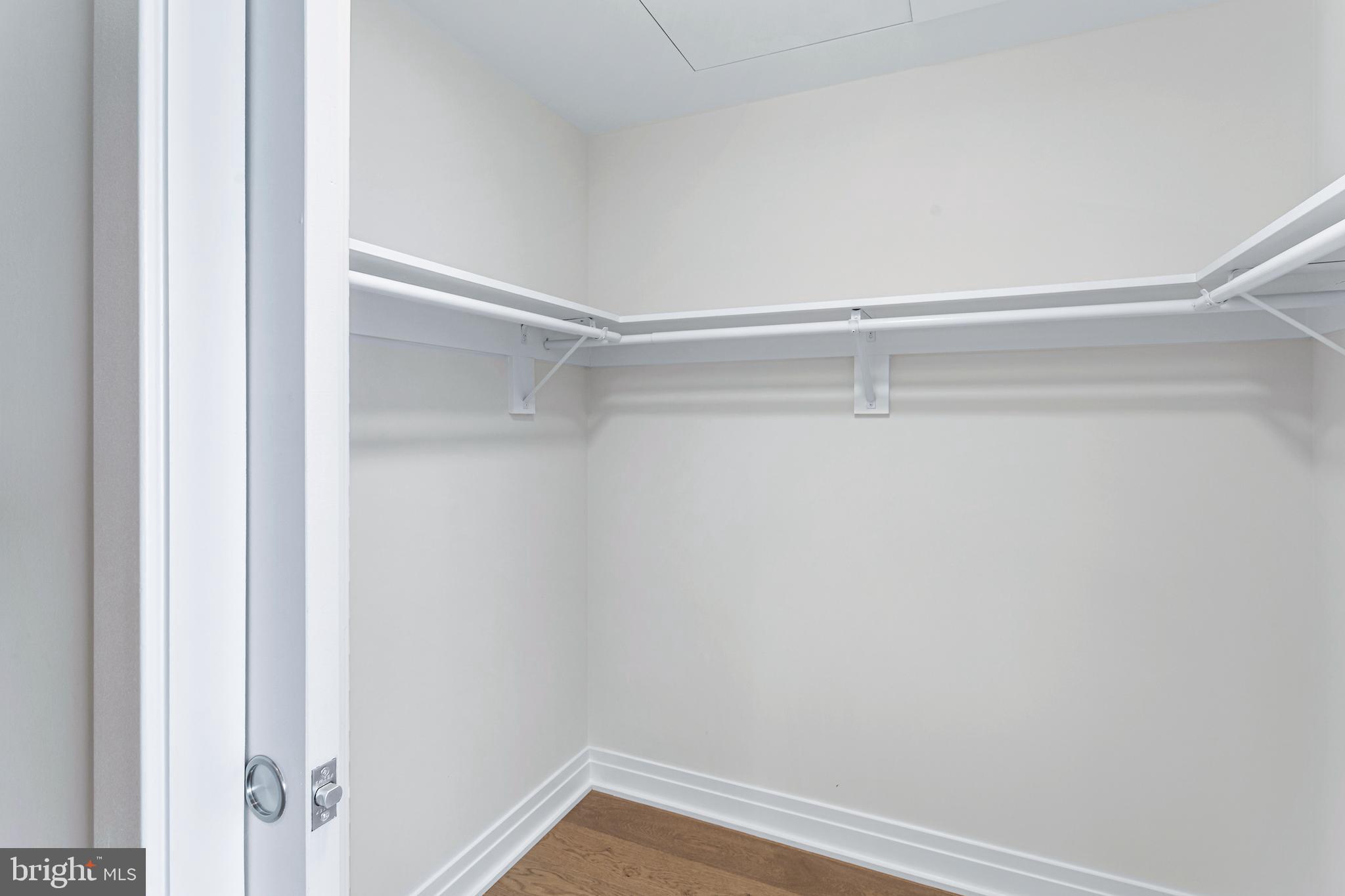 OLD TOWN ALEXANDRIA - Residential