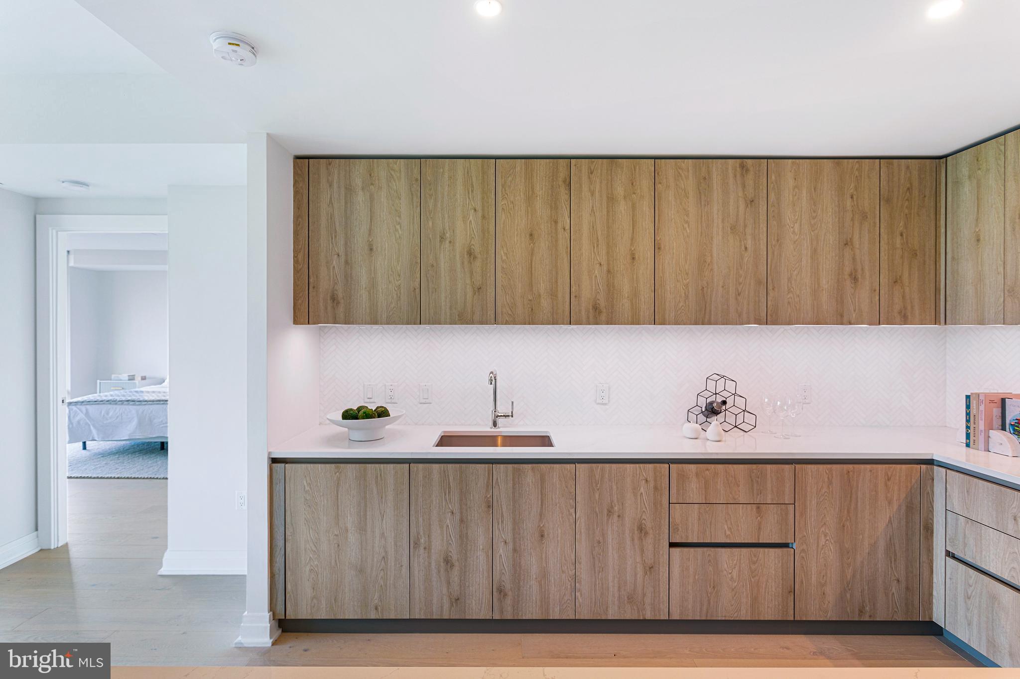 OLD TOWN ALEXANDRIA - Residential