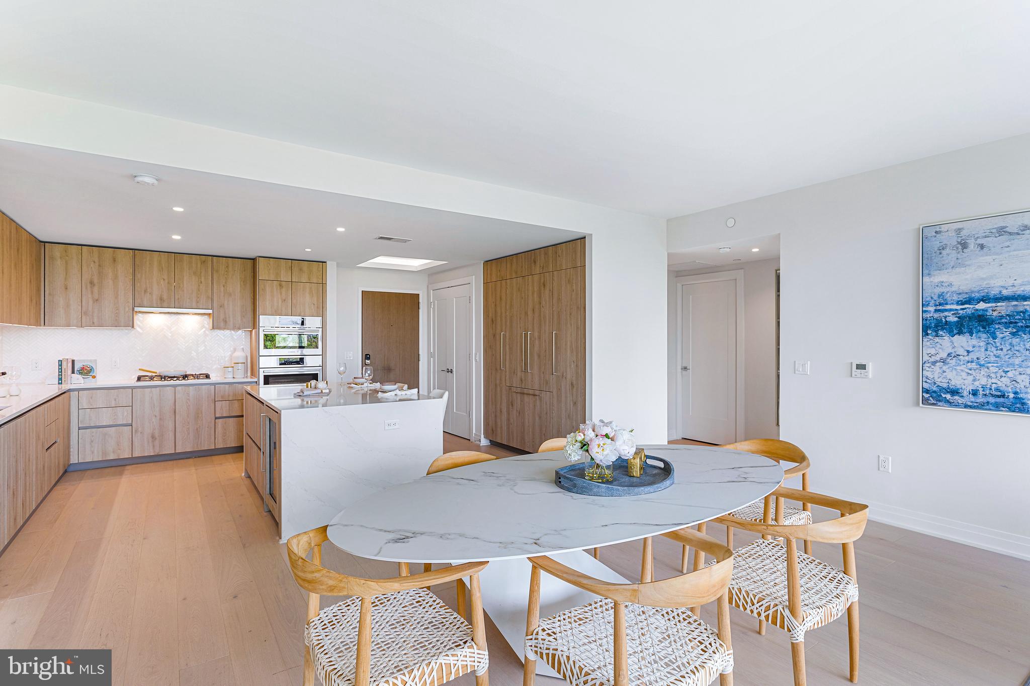 OLD TOWN ALEXANDRIA - Residential