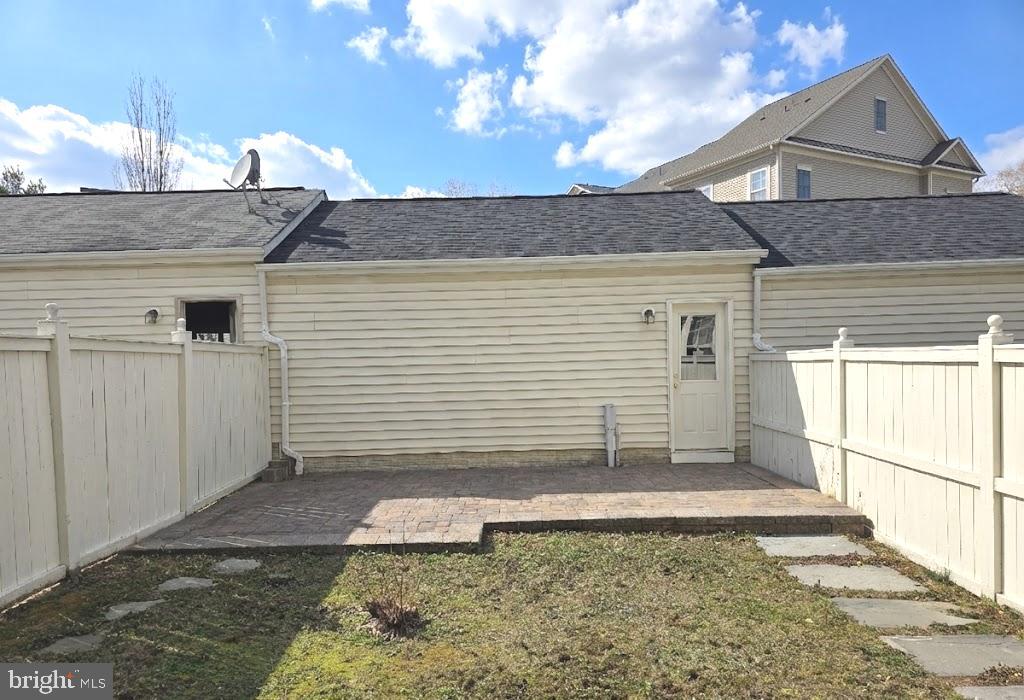 CLARKSBURG TOWN CENTER - Residential Lease