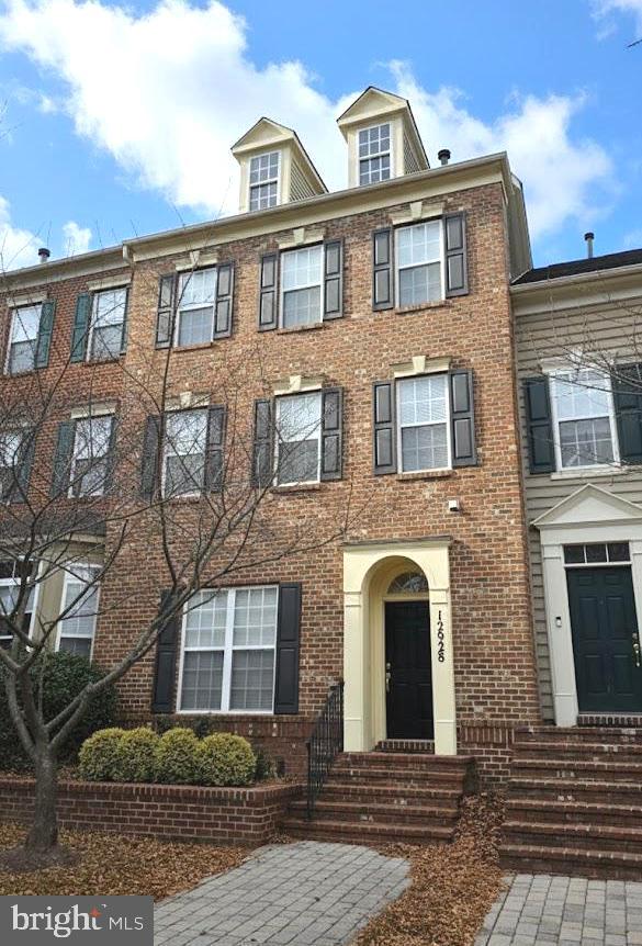 CLARKSBURG TOWN CENTER - Residential Lease