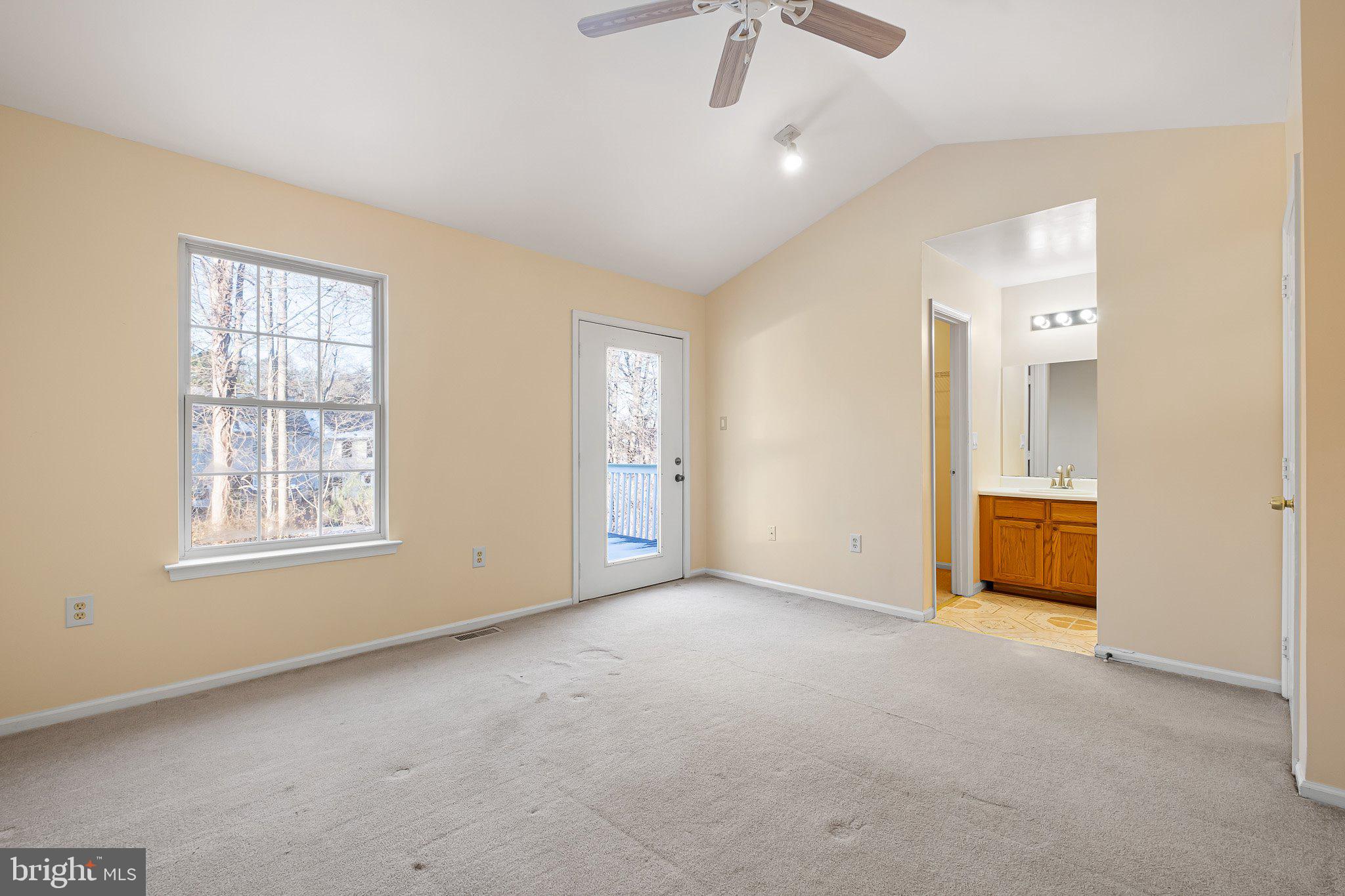 WOODBURNE - Residential