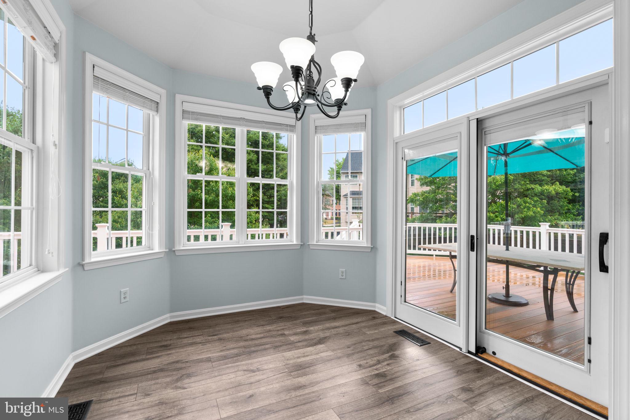 HOLLIFIELD ESTATES - Residential