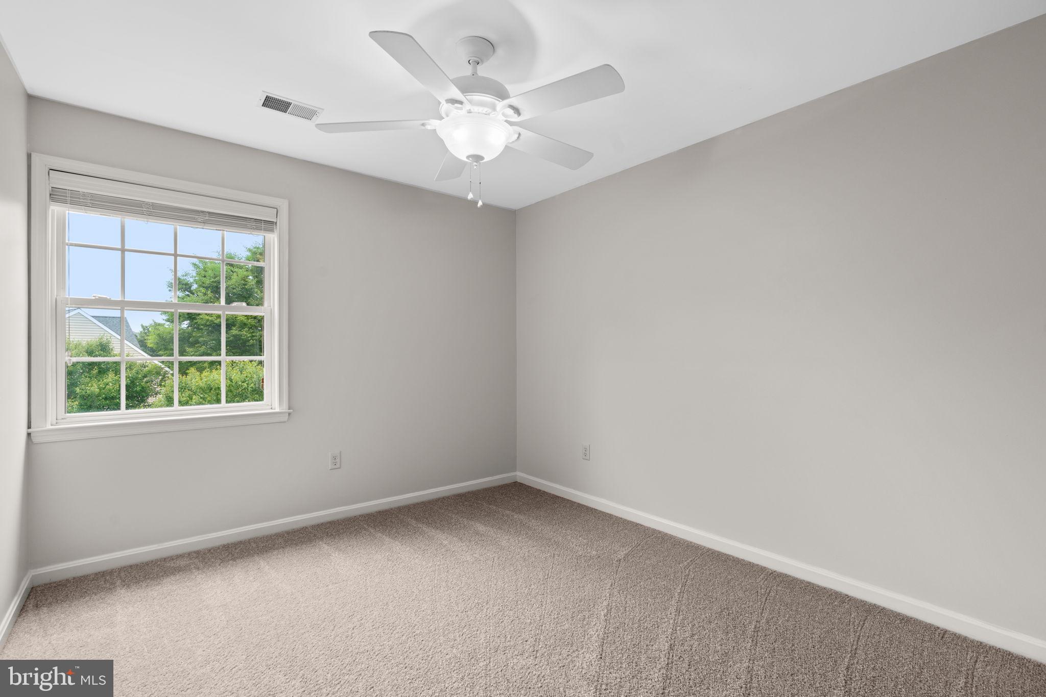 HOLLIFIELD ESTATES - Residential