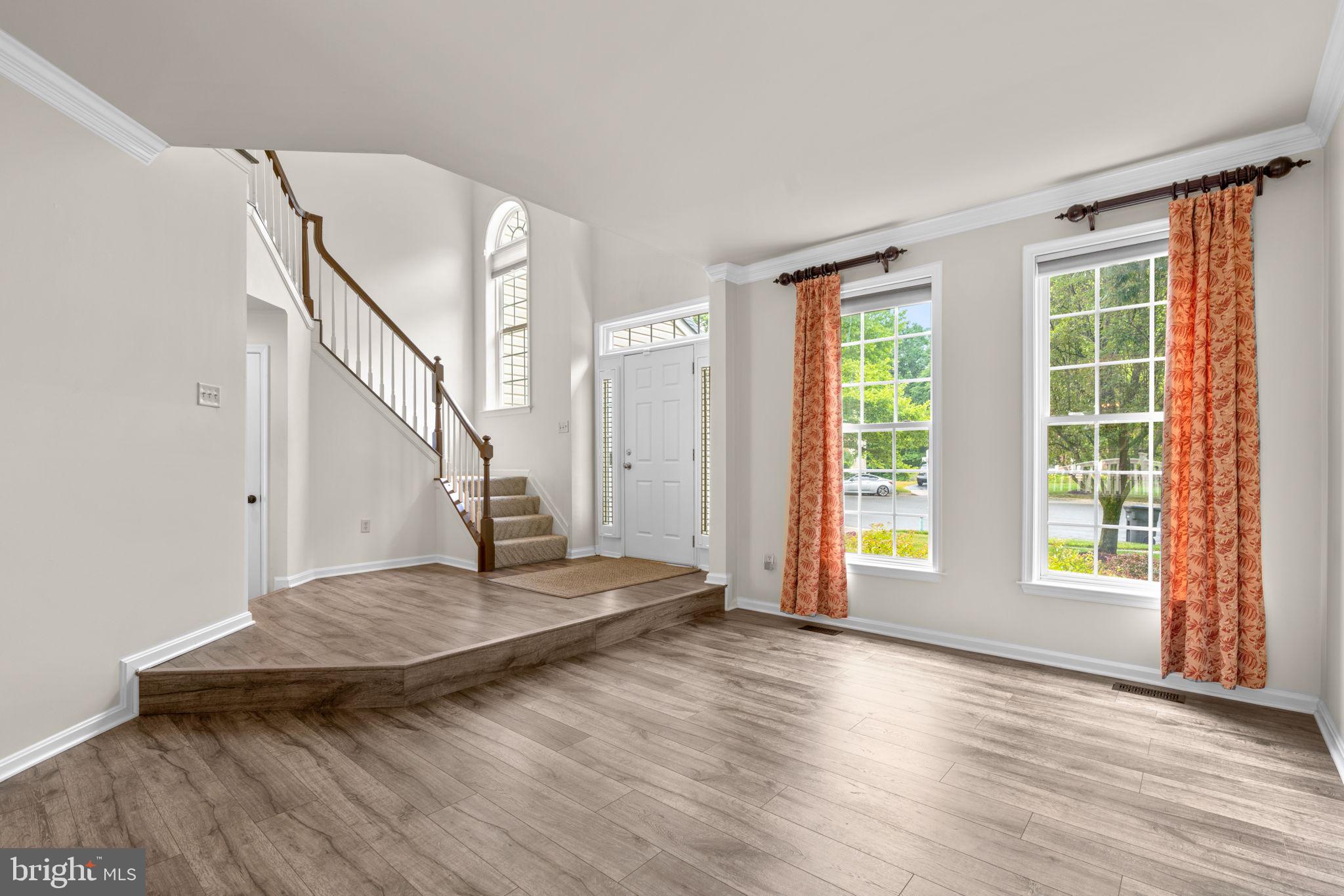 HOLLIFIELD ESTATES - Residential