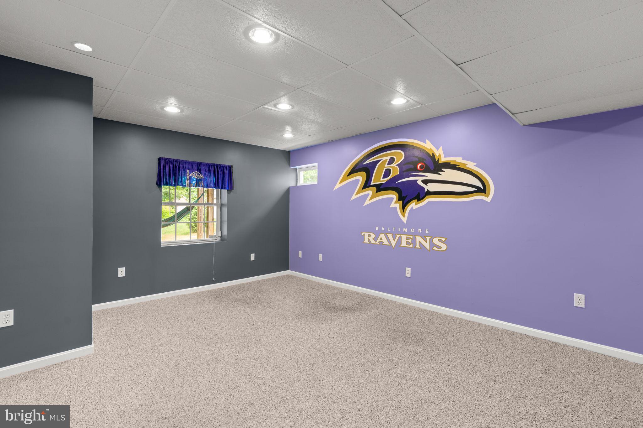 HOLLIFIELD ESTATES - Residential