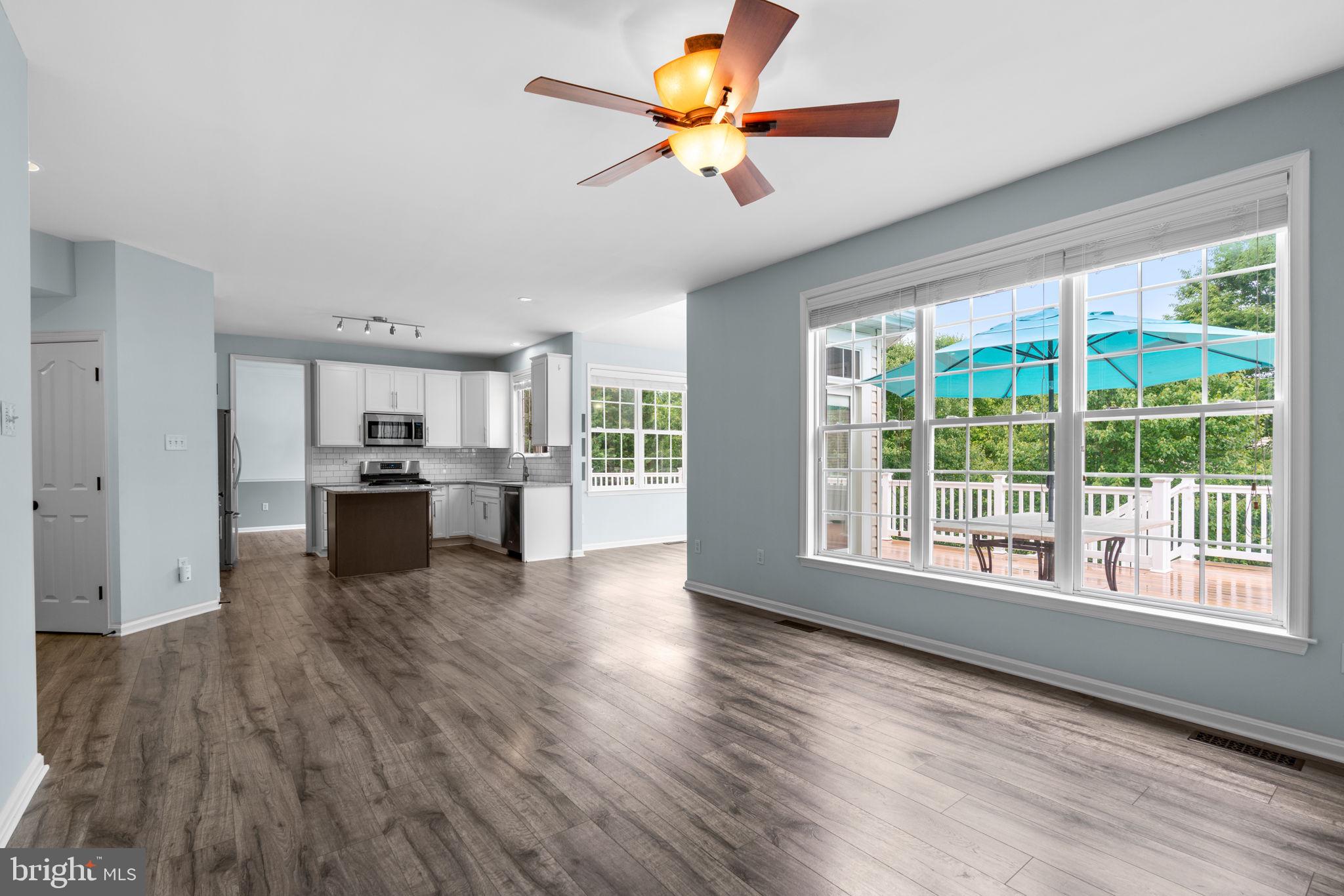 HOLLIFIELD ESTATES - Residential