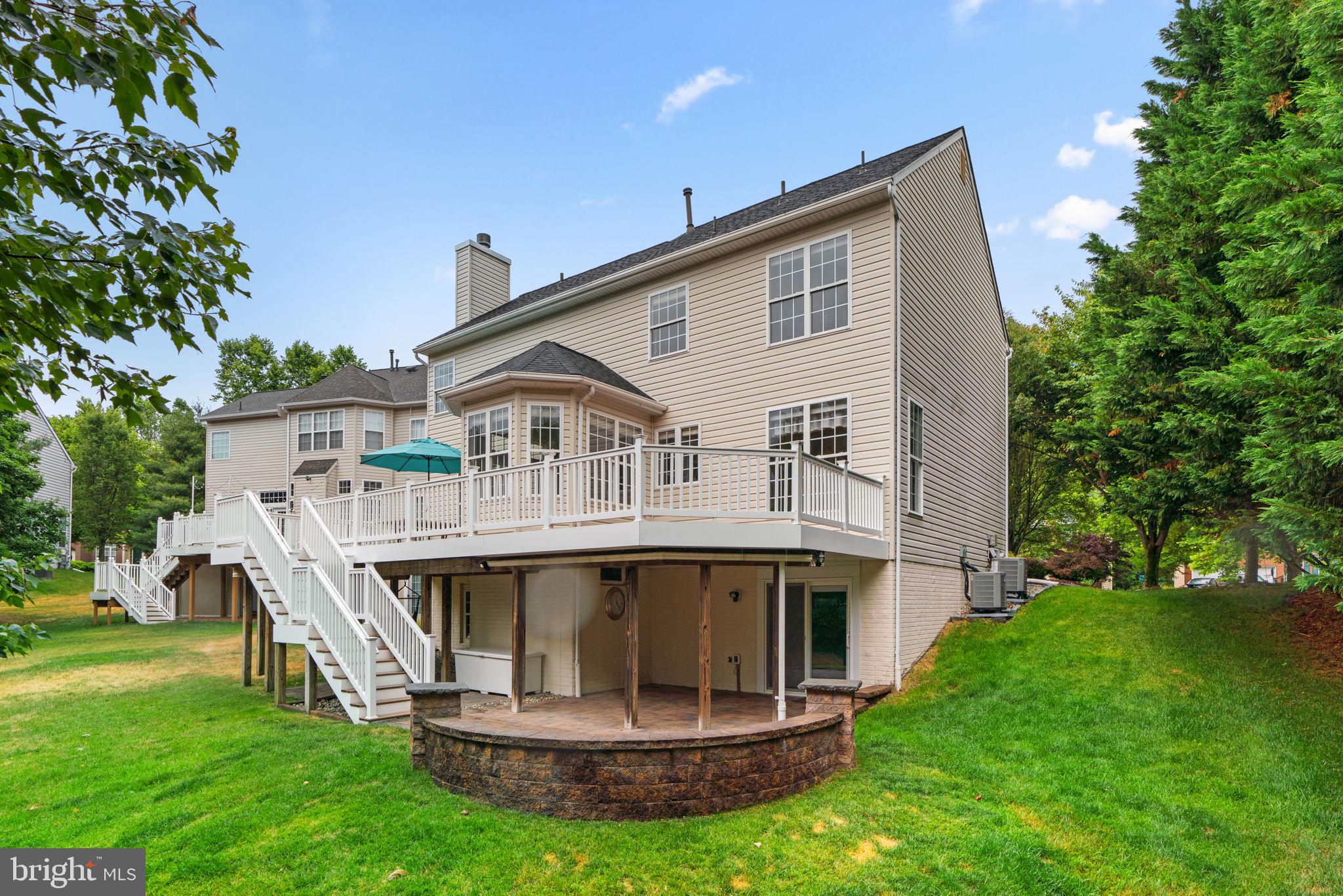 HOLLIFIELD ESTATES - Residential