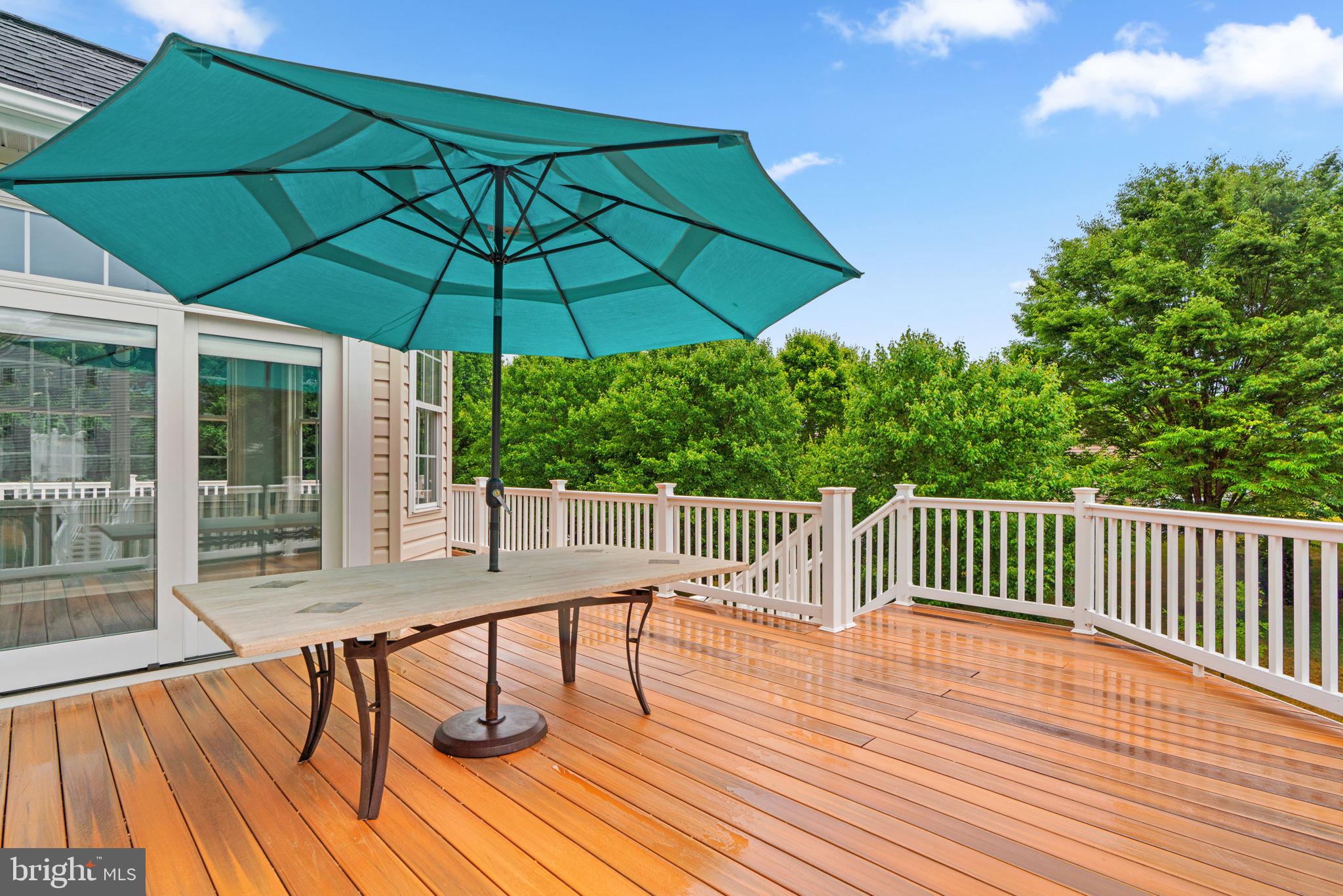 HOLLIFIELD ESTATES - Residential