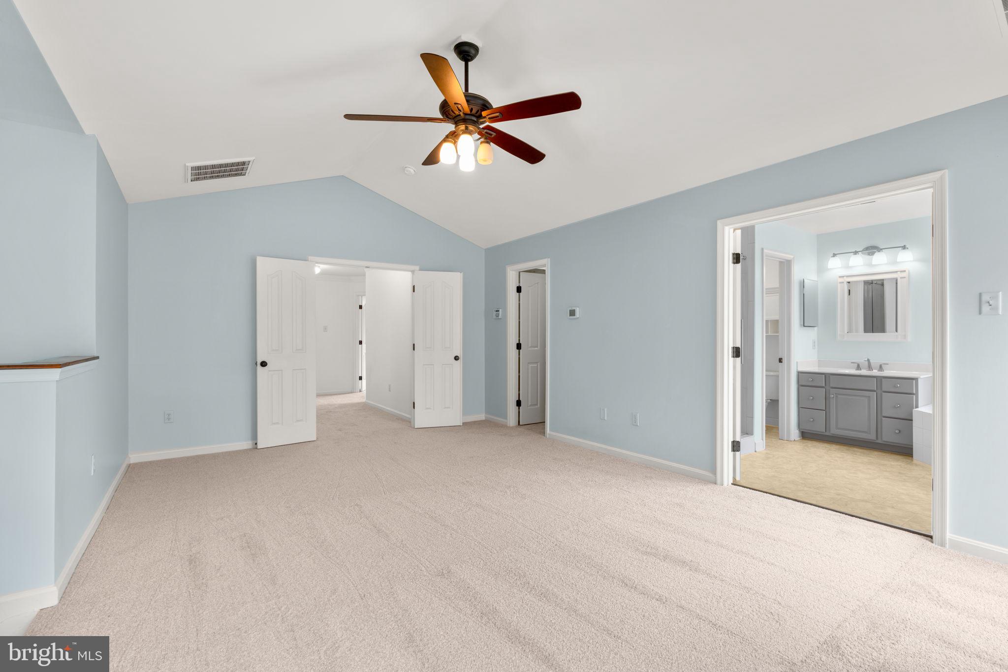 HOLLIFIELD ESTATES - Residential