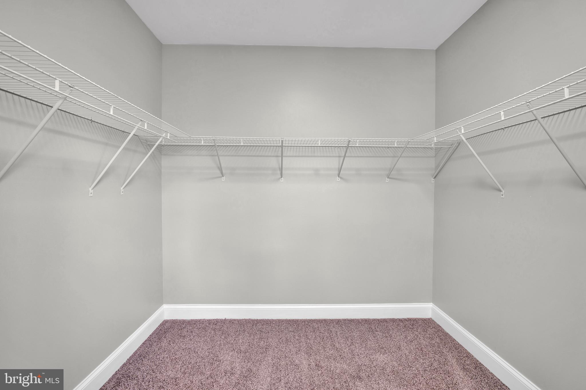 ANNANDALE - Residential Lease