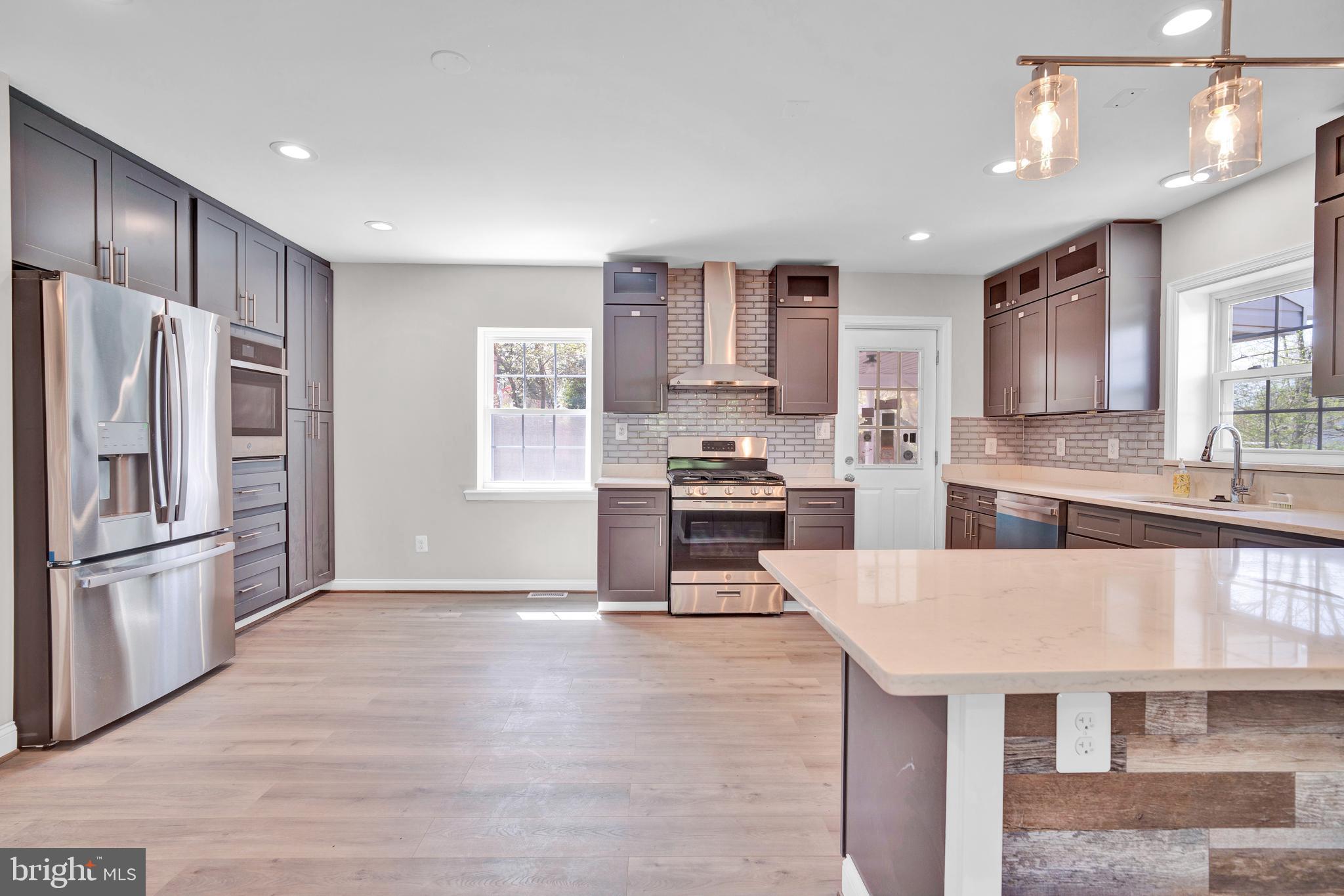 ANNANDALE - Residential Lease