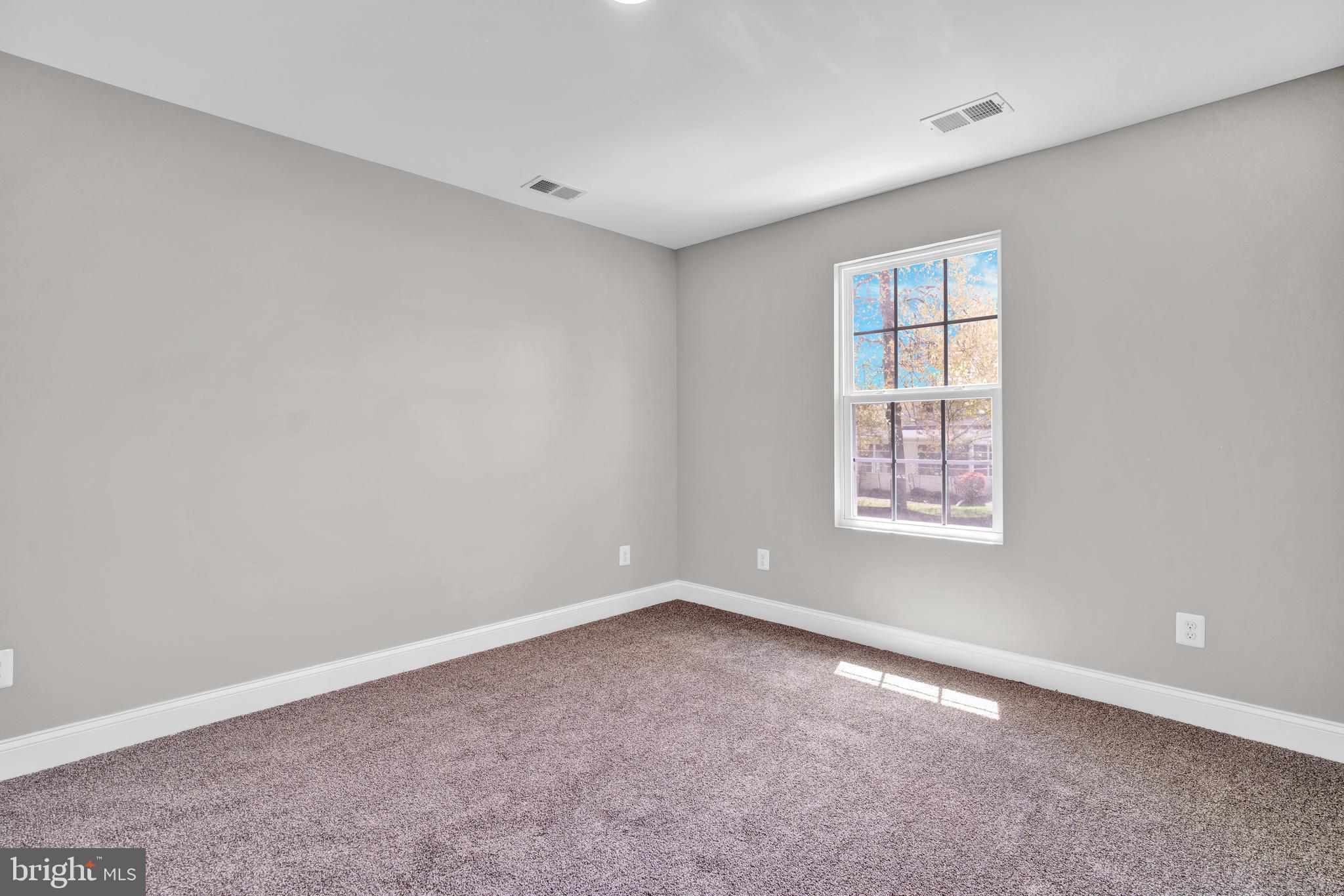 ANNANDALE - Residential Lease