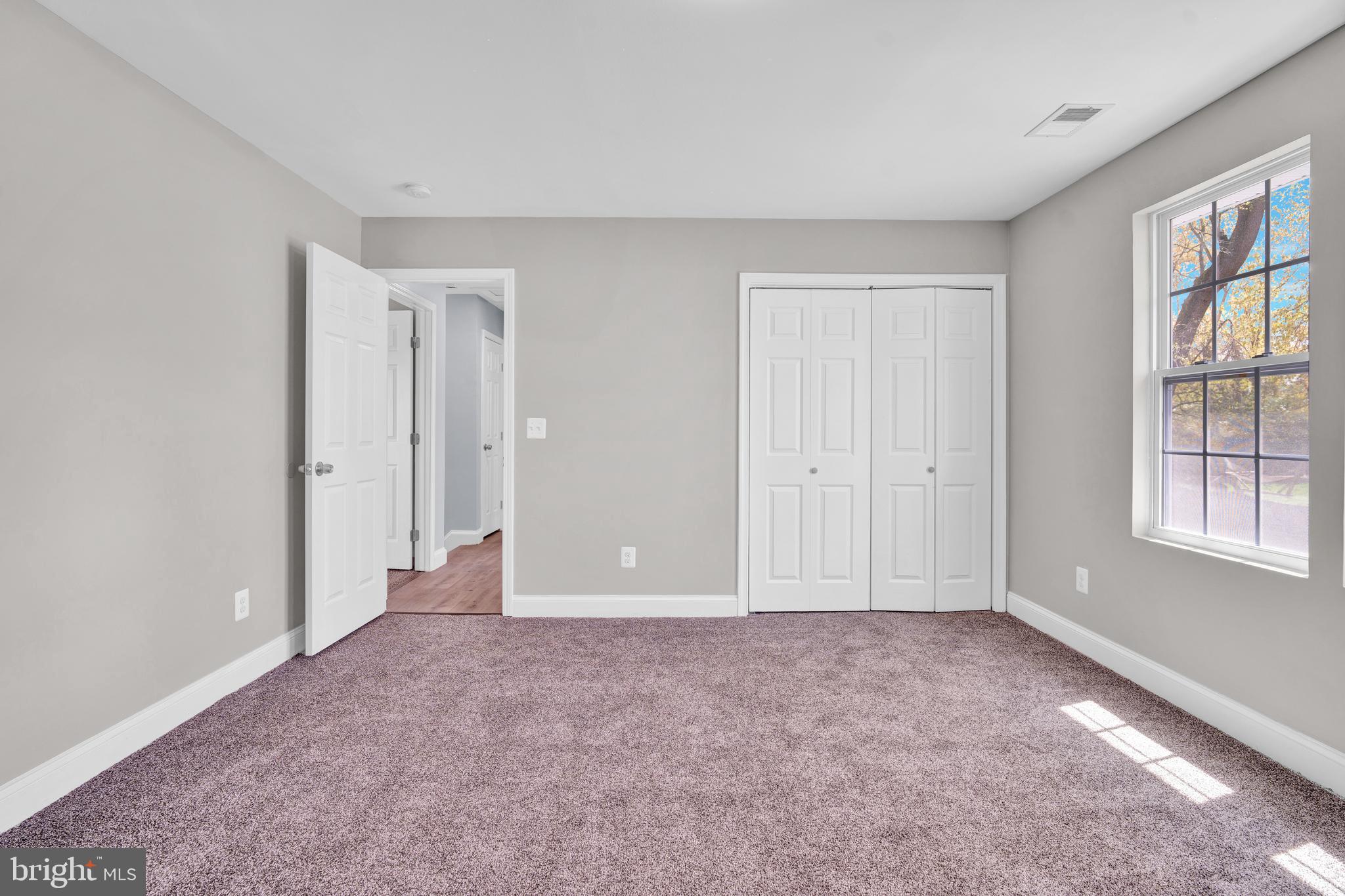 ANNANDALE - Residential Lease