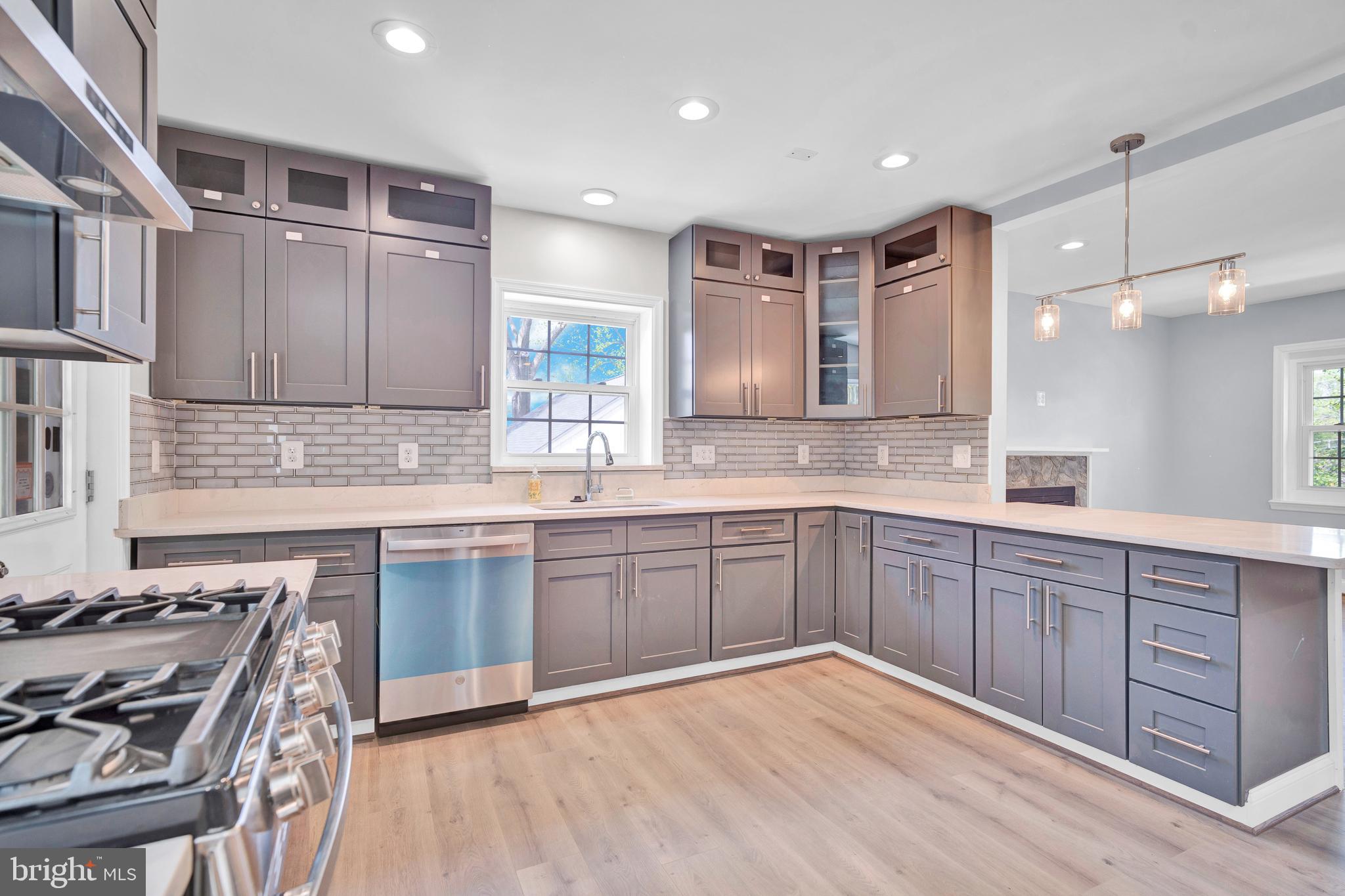 ANNANDALE - Residential Lease